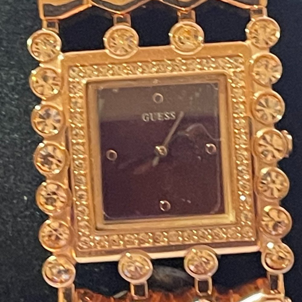 GUESS Women Analog Japanese Quartz Watch with Stainless Steel Rose Gold - Picture 3 of 10